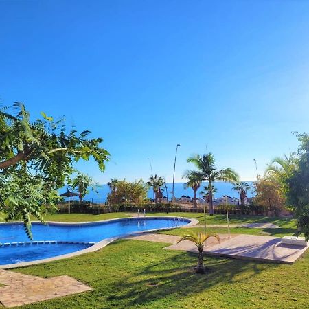 Espacioso Apartamento Con Preciosos Jardines Y Bbq Isla Plana Esterno foto