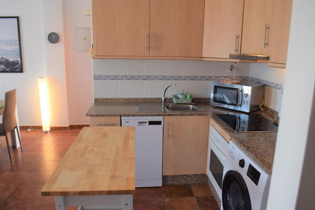 Espacioso Apartamento Con Preciosos Jardines Y Bbq Isla Plana Esterno foto