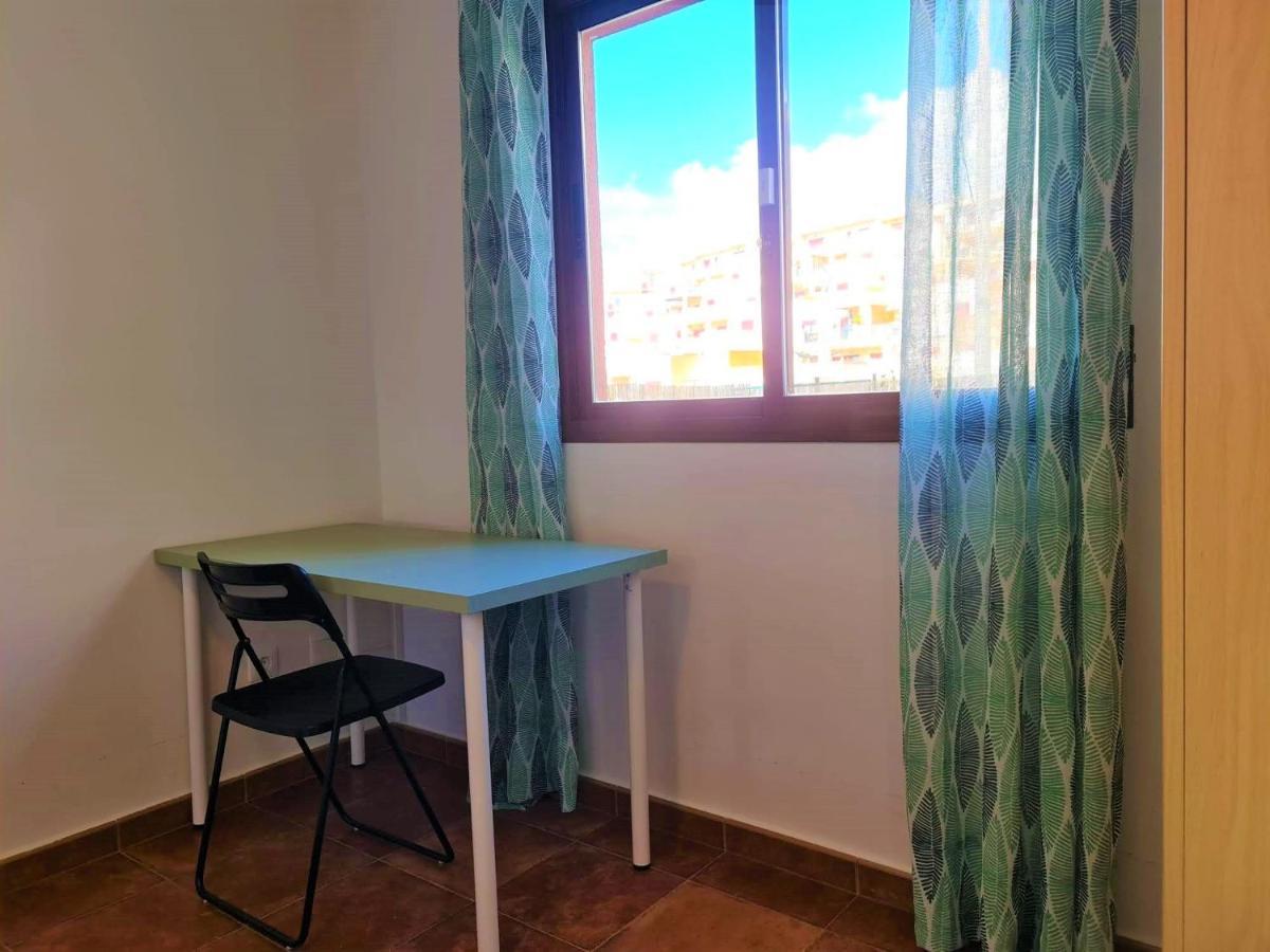 Espacioso Apartamento Con Preciosos Jardines Y Bbq Isla Plana Esterno foto